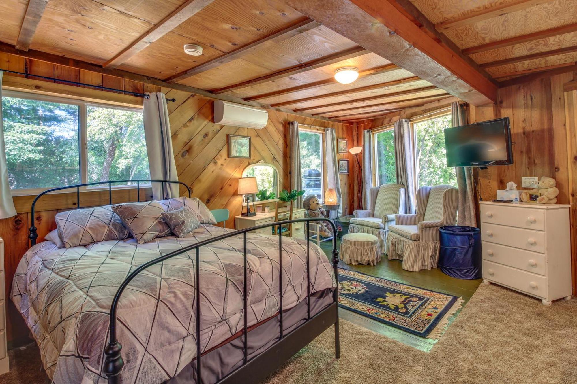 Rustic Bandon Log Cabin On 5 Acres Of Woodlands! Luaran gambar